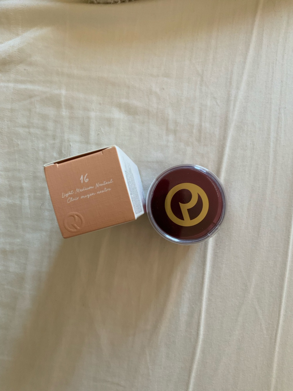 Rare Beauty True to Myself Natural Matte Longwear Foundation ​& sponge NWB - Picture 2 of 6